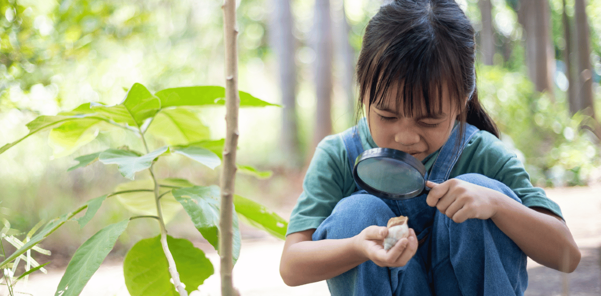 How to Spot a Young Female Scientist (and Nurture Her STEM Potential)